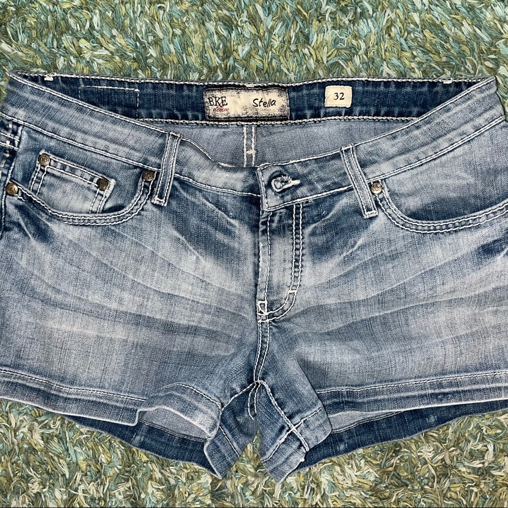 BKE Stella Shorts